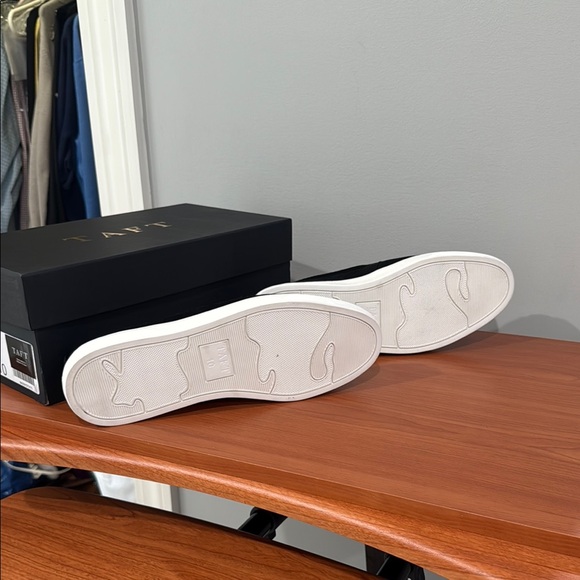 Taft Men's Black Suede Loafers - Picture 3 of 5